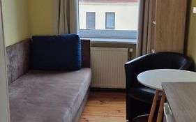 Hostel Tulip - Pokoj 6 Ze Wspolna Lazienka I Kuchnia